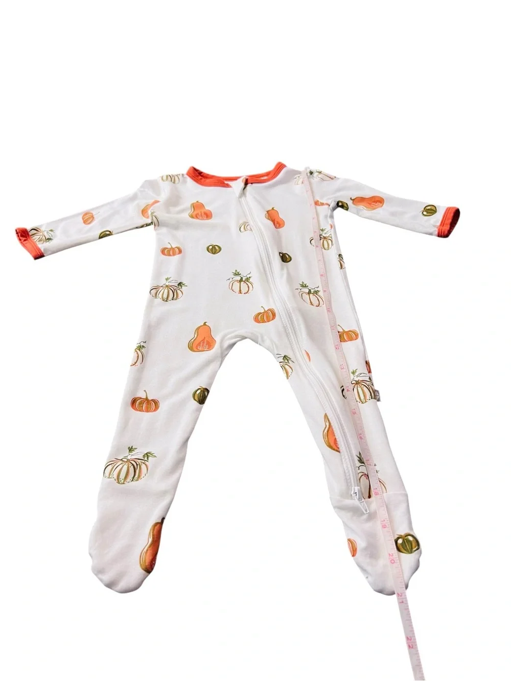 Kyte BABY White Pumpkin Print Footed One-Piece with Orange Trim Size 3-6 Months